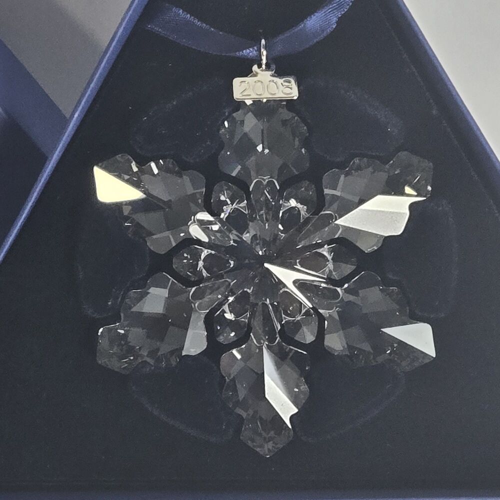 Swarovski Crystal Annual Edition 2008 Christmas Snowflake Ornament - Picture 2 of 7